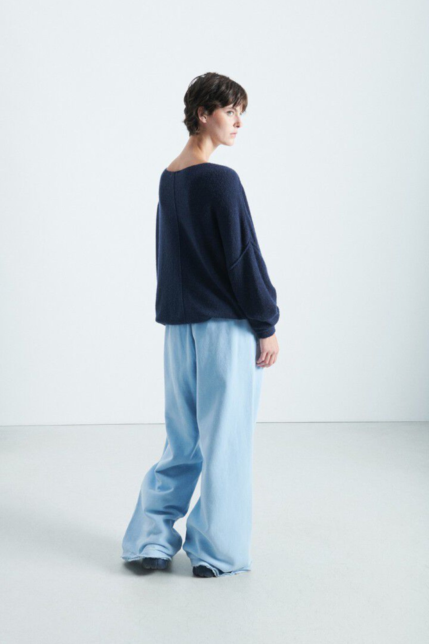 Dam225h26 Sweater Navy Blue Mottled