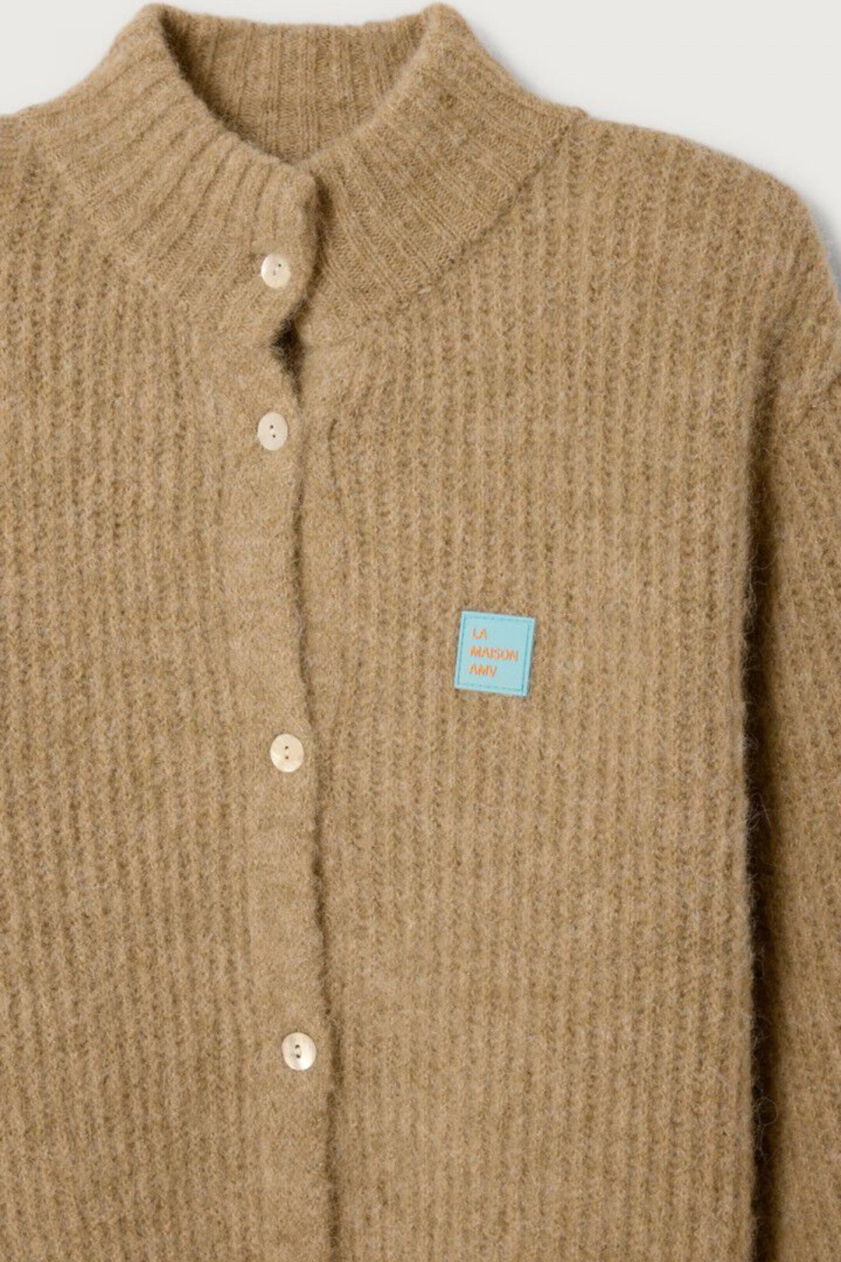 EAST19NE26 Cardigan Sand Mottled