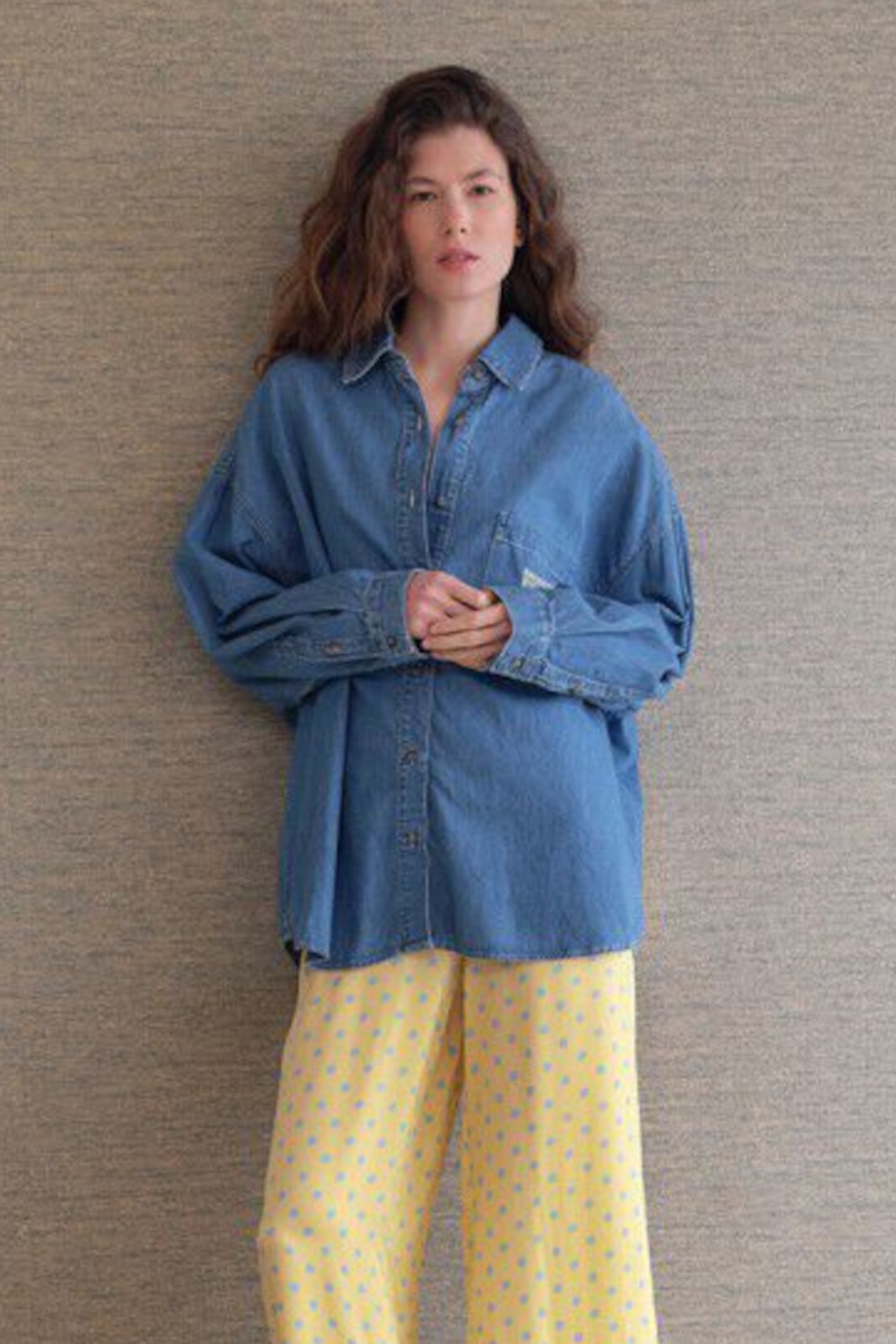 IZE06AE26 Shirt Medium Blue