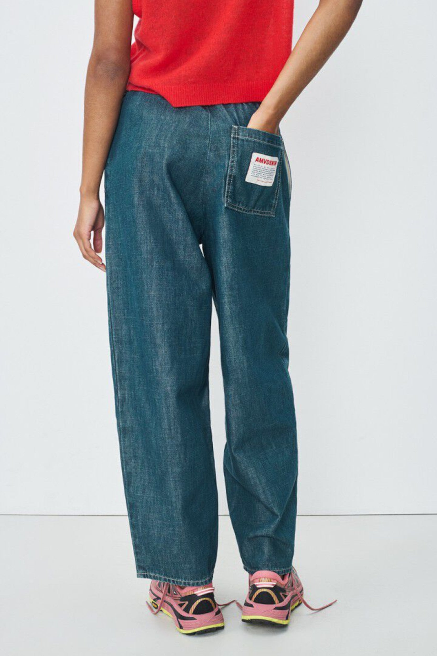 OZY10AE25 Trousers Medium Cast