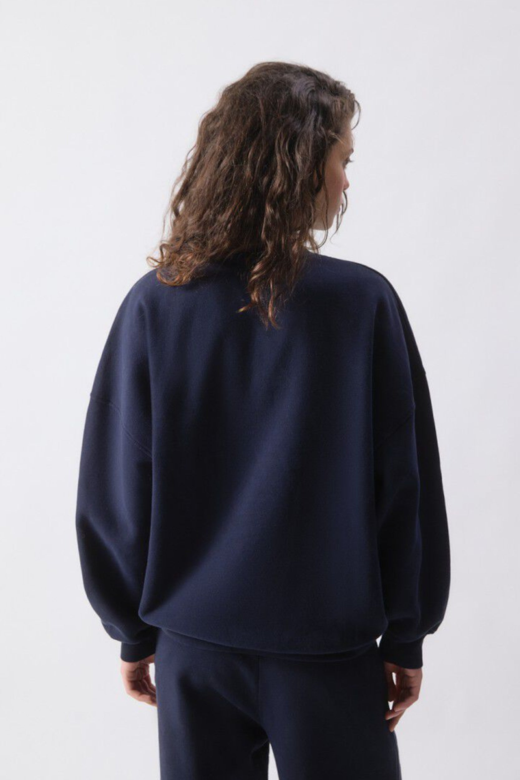 Pli03ch26 Pull Bleu marine Vintage — American Vintage, vue 3