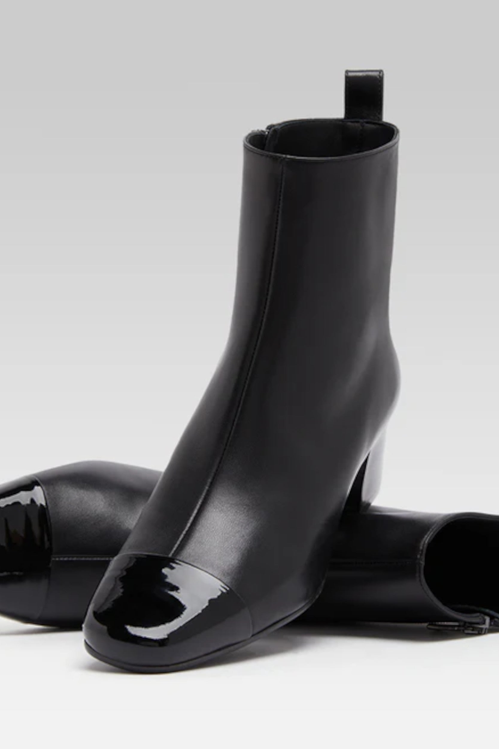 Estime Bis Shoes Black