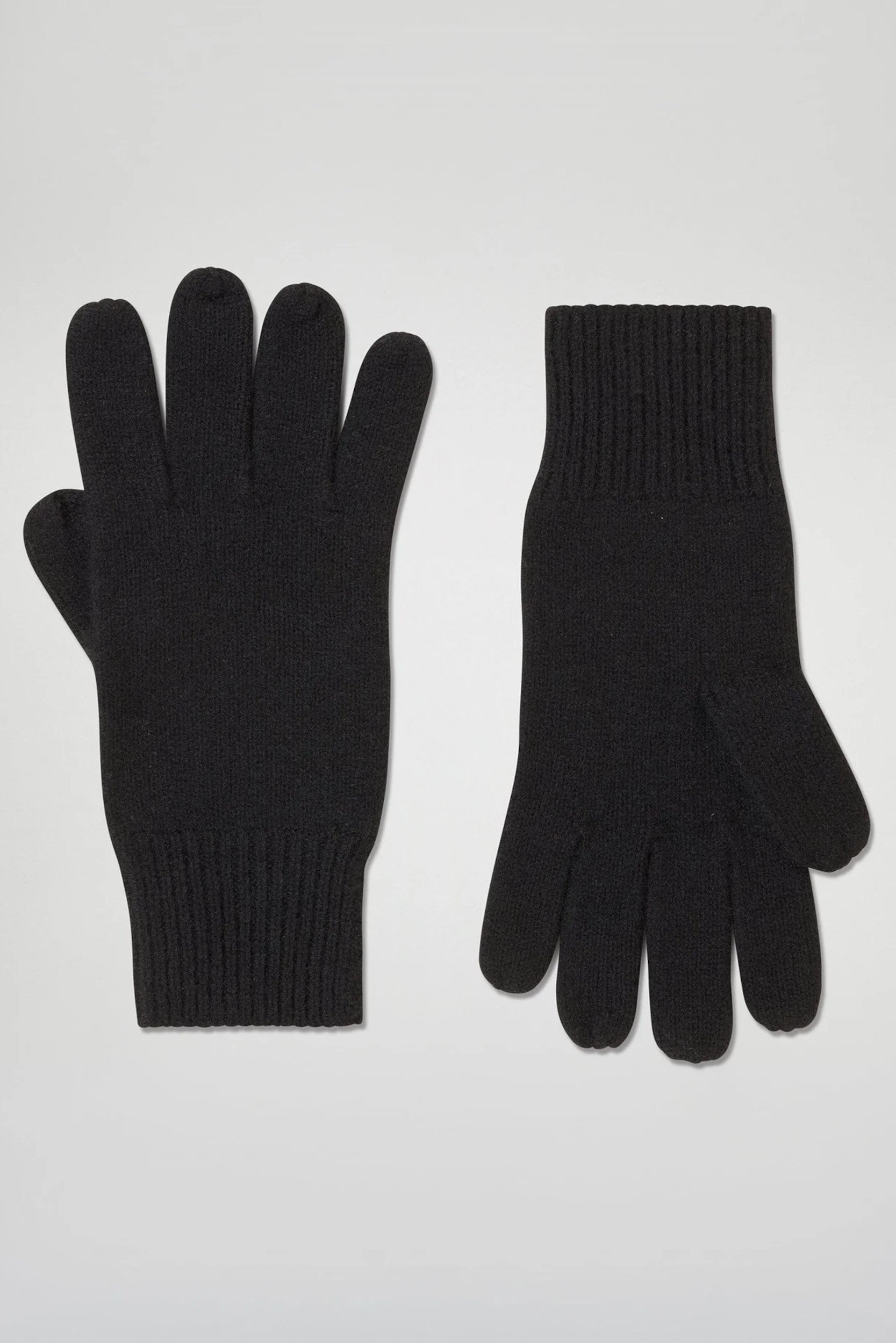 Permaga00837W Gloves Black