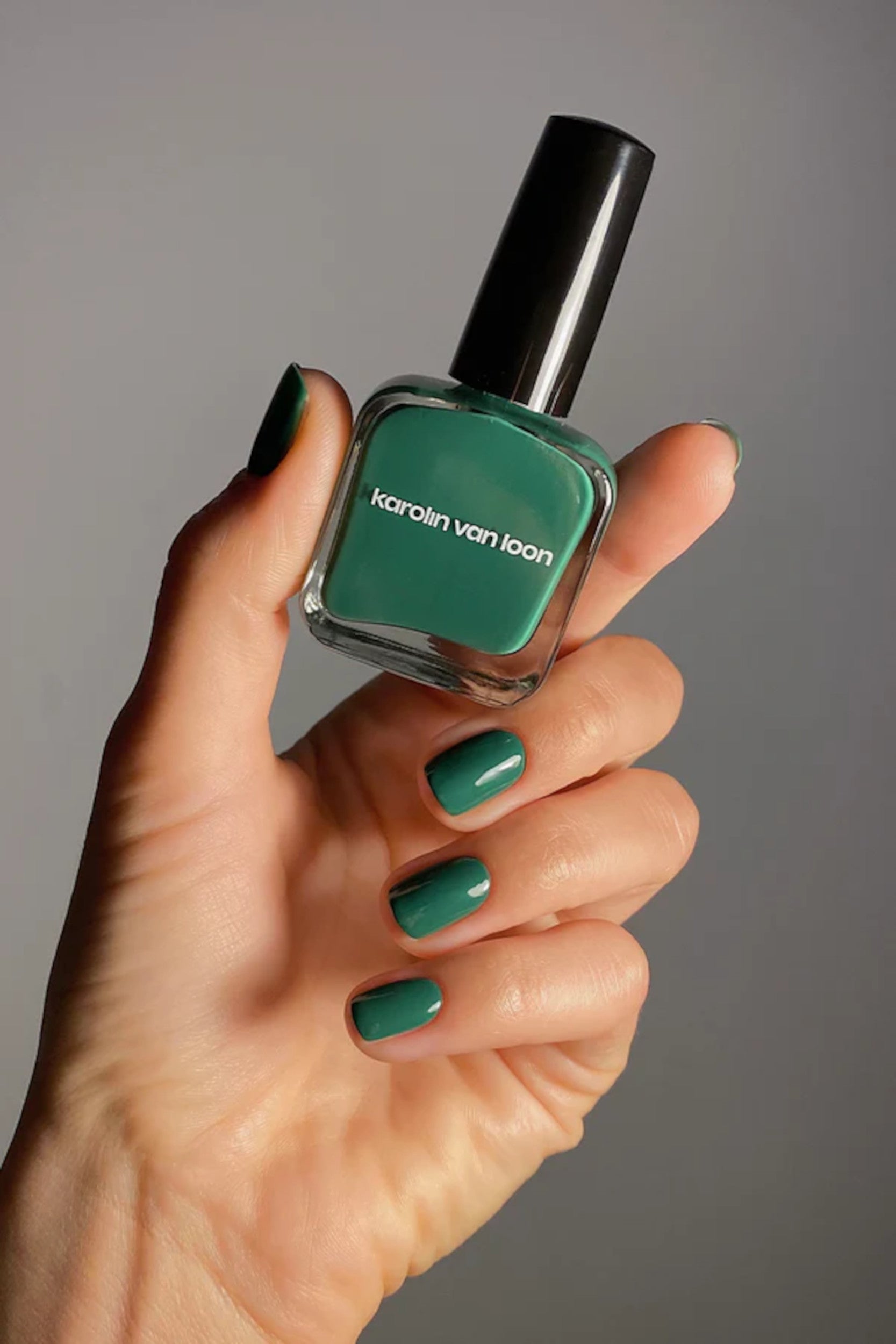 32 Nail Polish Sweden Green