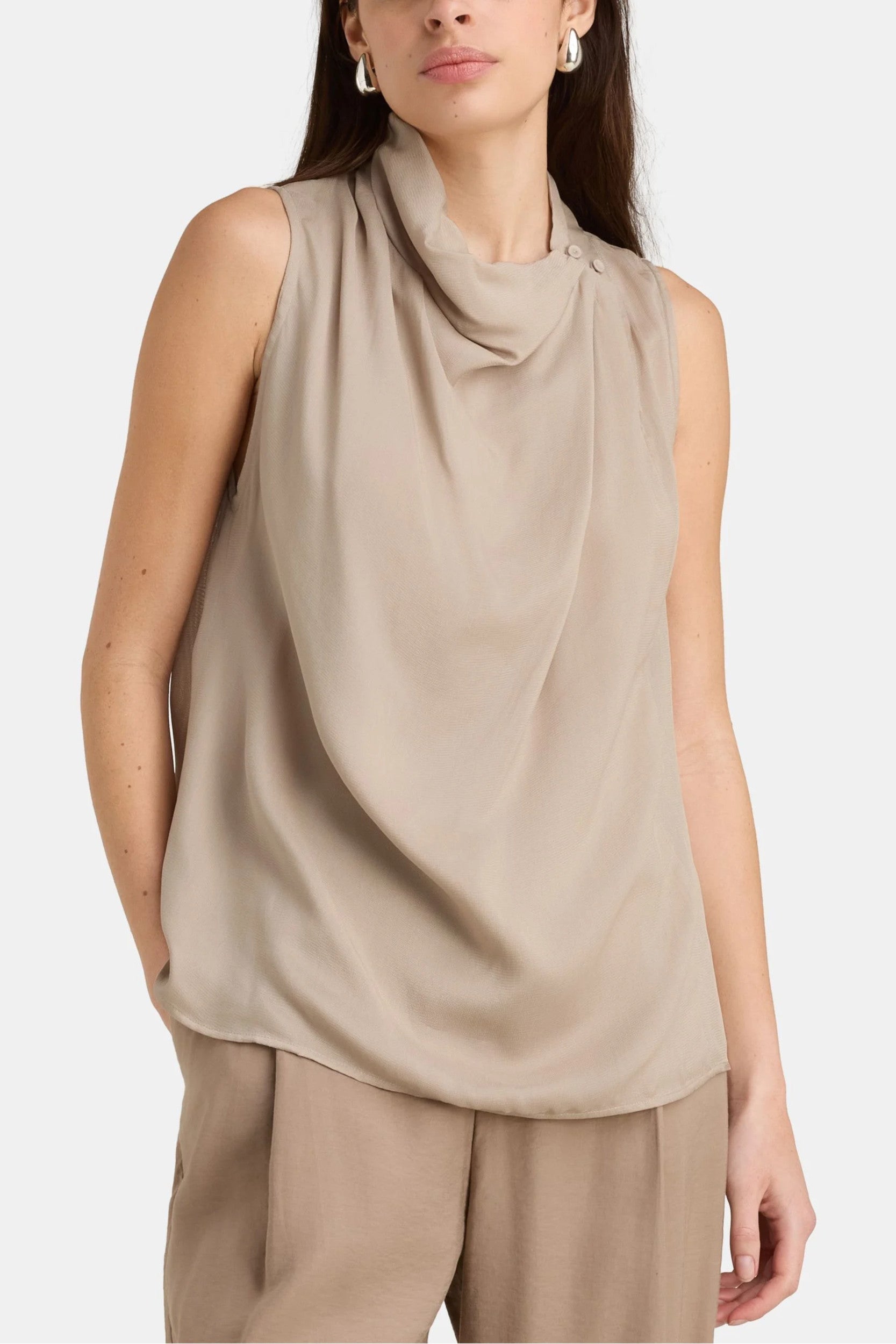 Bale Top Sand