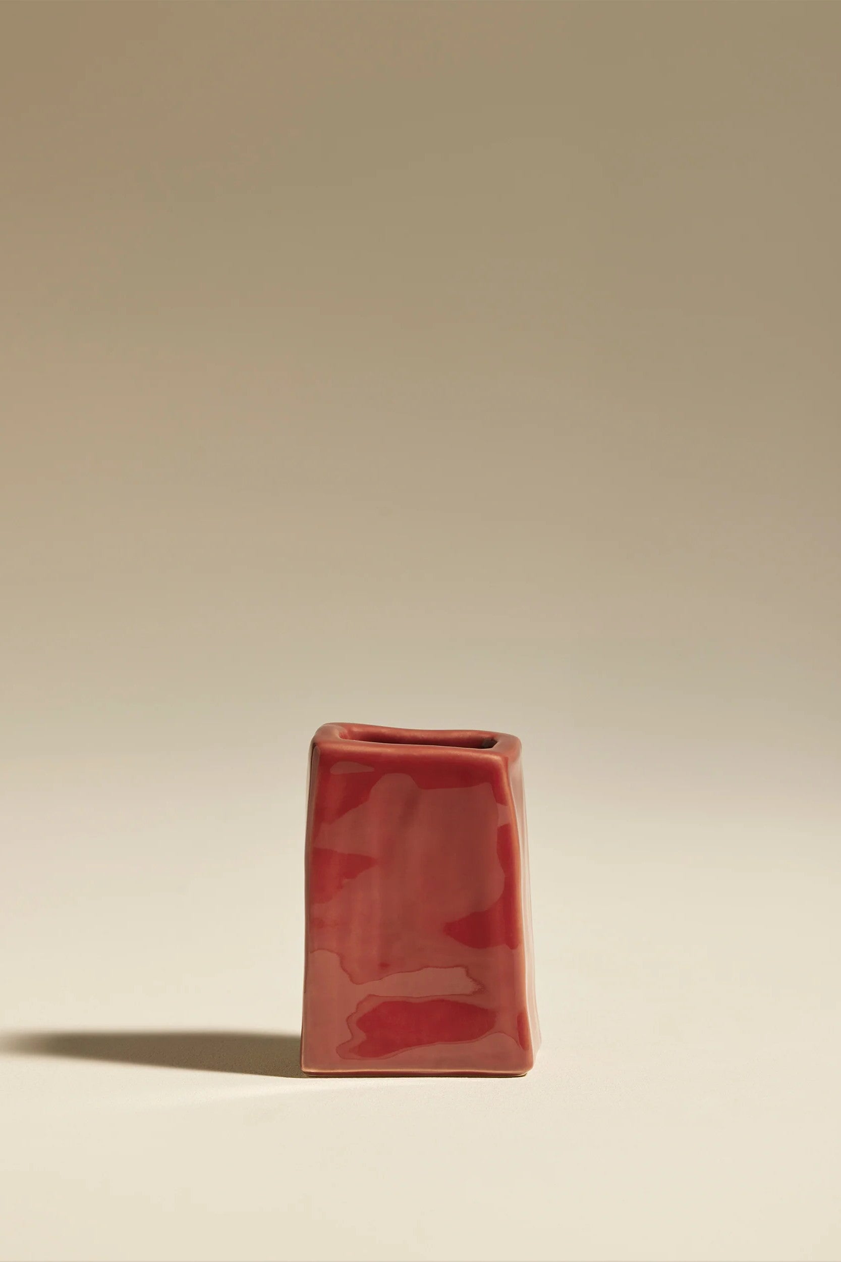 Nomad Vase Carmin