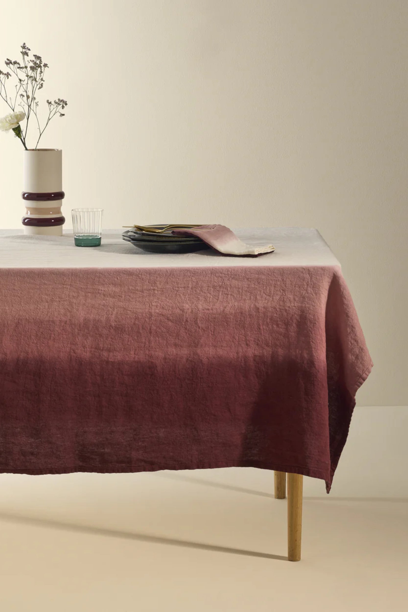 Tablecloth Dip Dye Aubepine