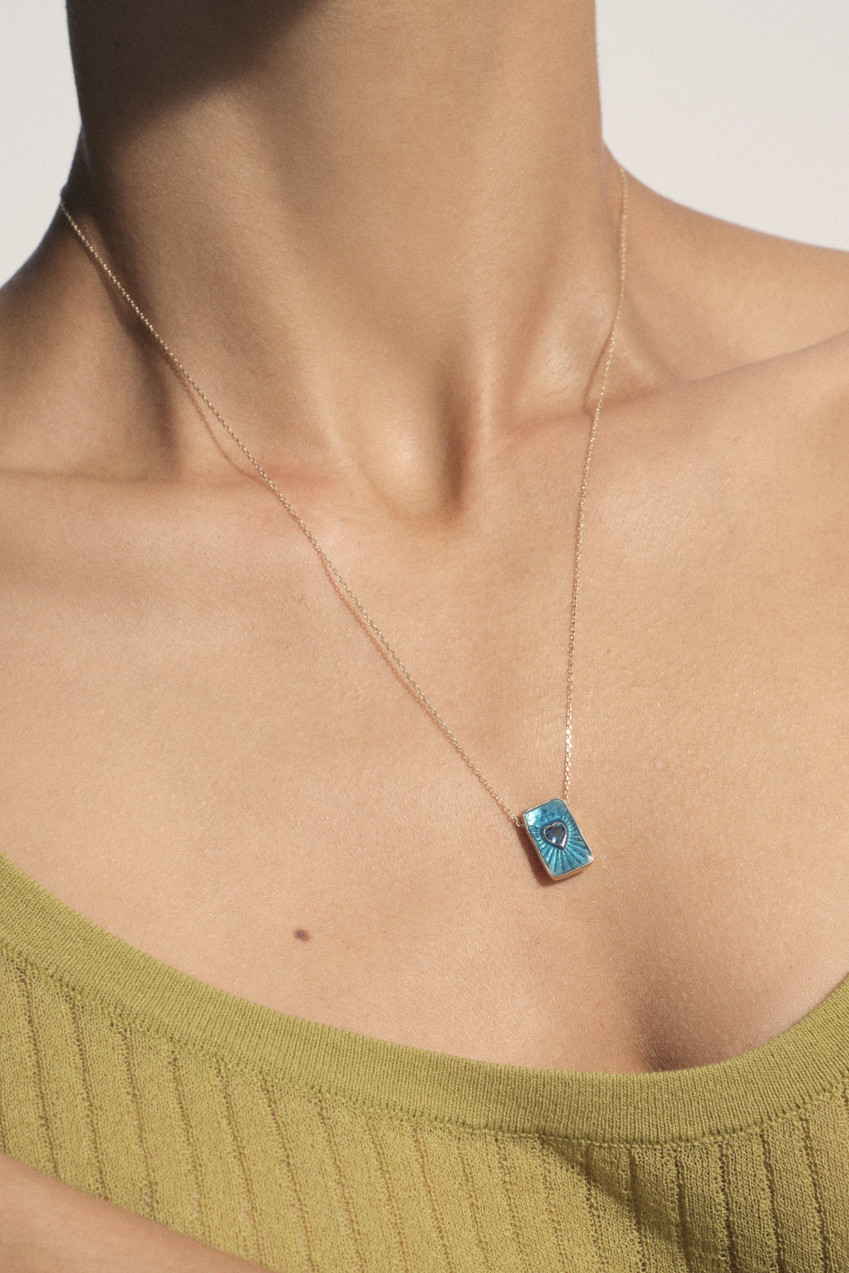 Deva Necklace Topaz Londin Blue