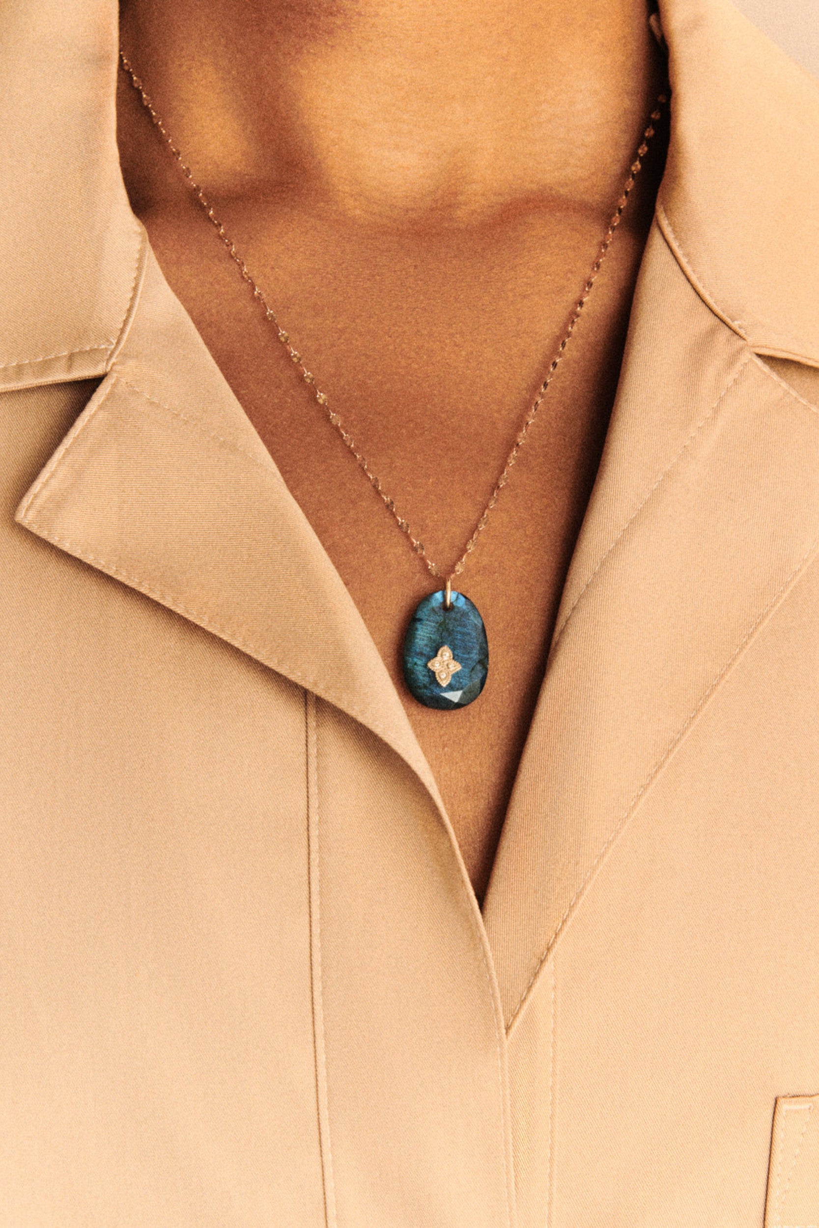 Gaia N°1 Necklace Labradorite