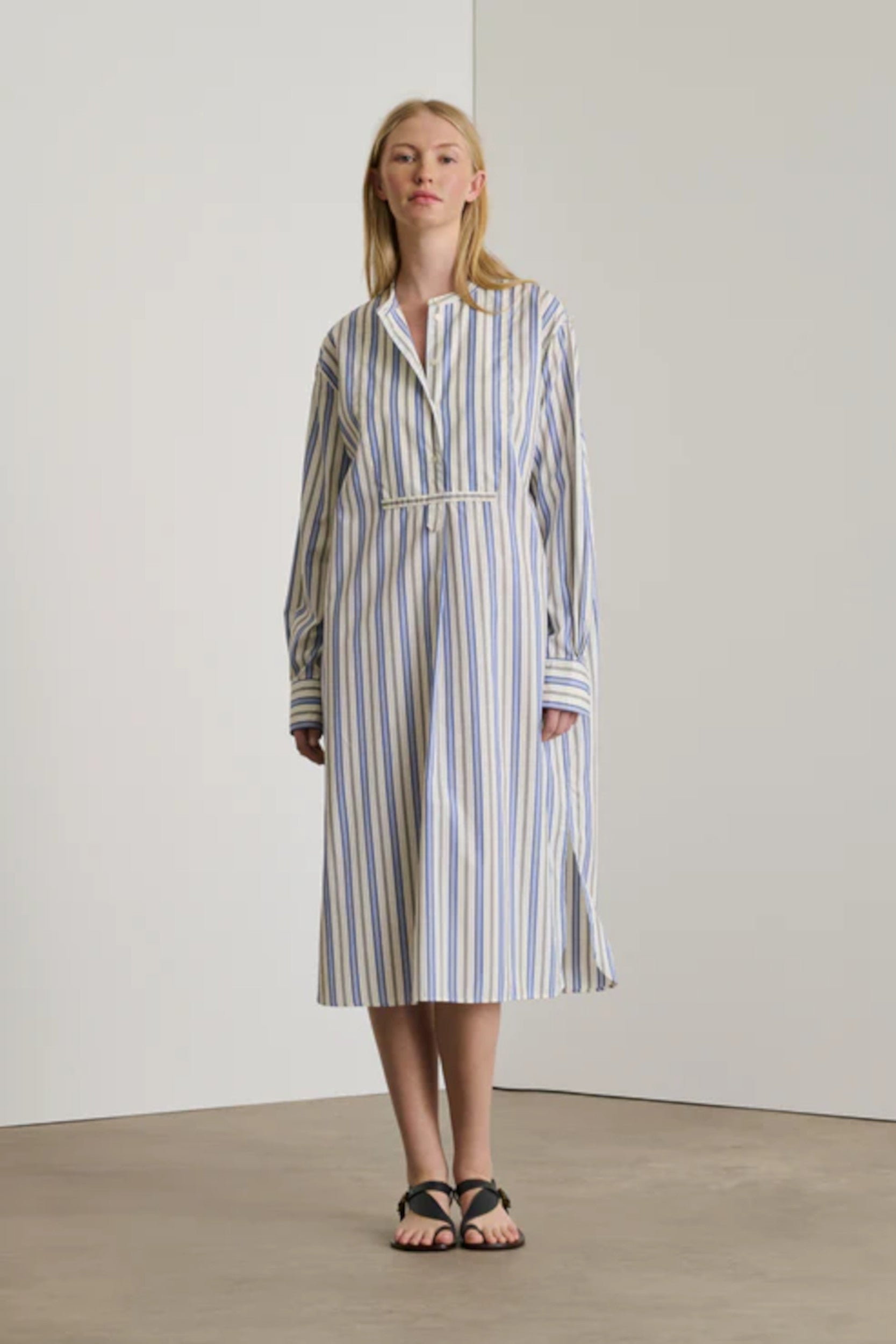 Dolores Dress Blue White