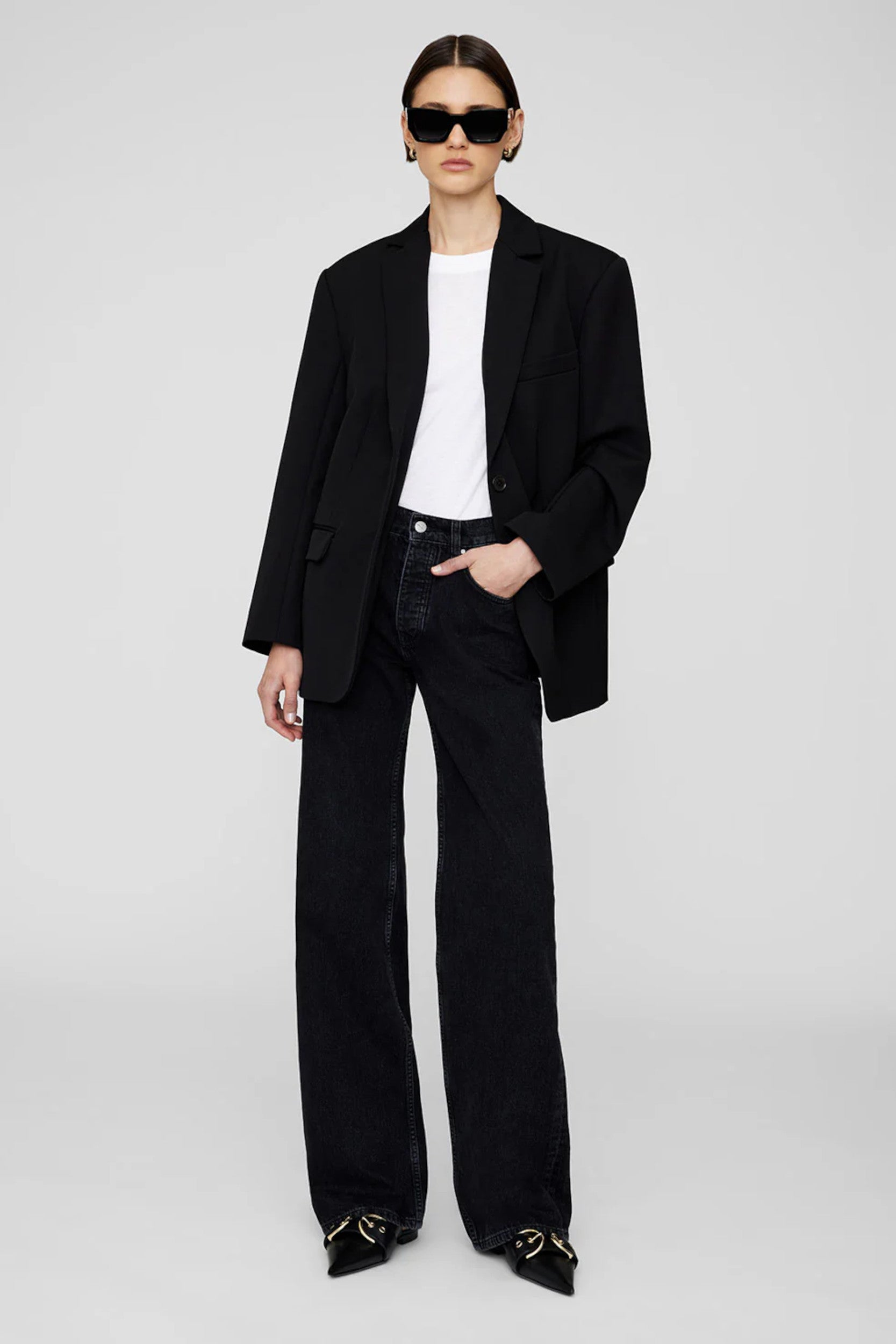 Hugh Jean Vintage Black