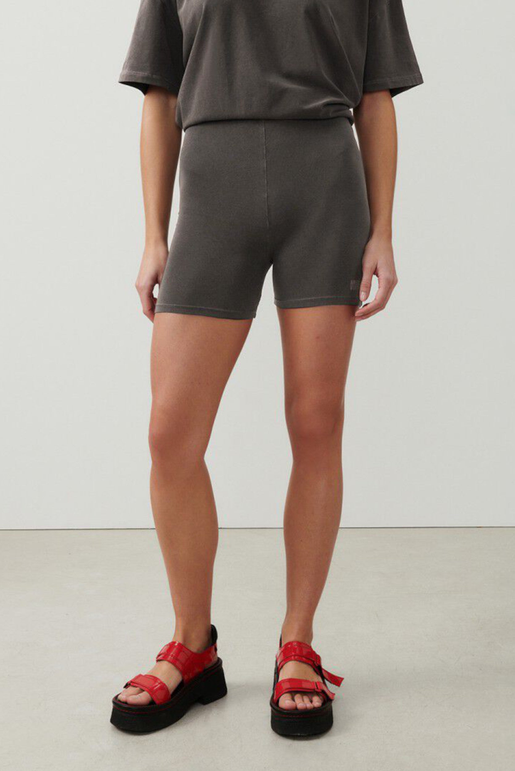 PYM09A Short Carbo/Vin