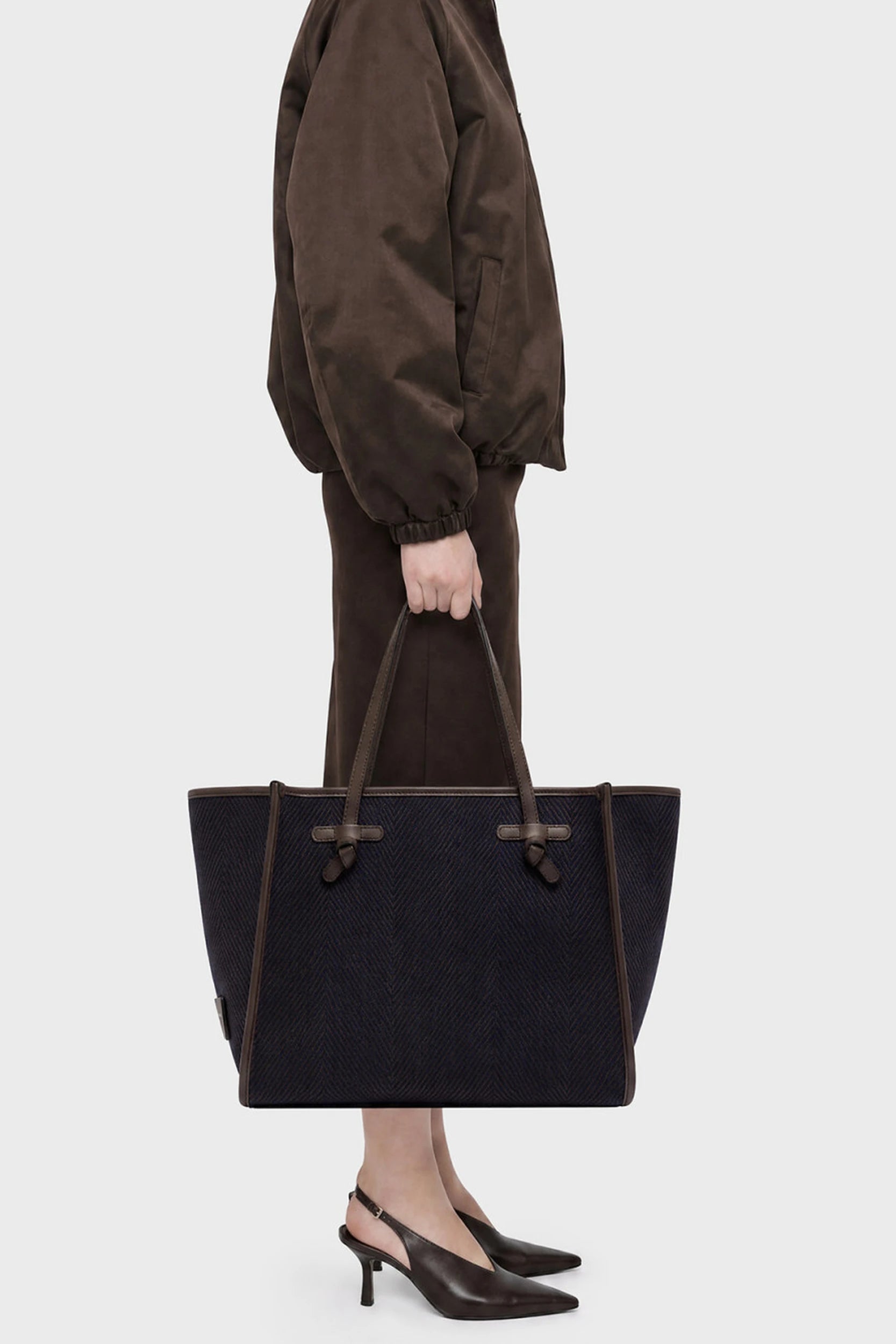 Marcella Sac Bleu marine Gianni Chiarini, vue 2