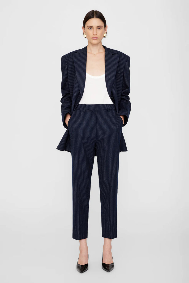 Pantalon Blaine bleu marine à fines rayures ivoire