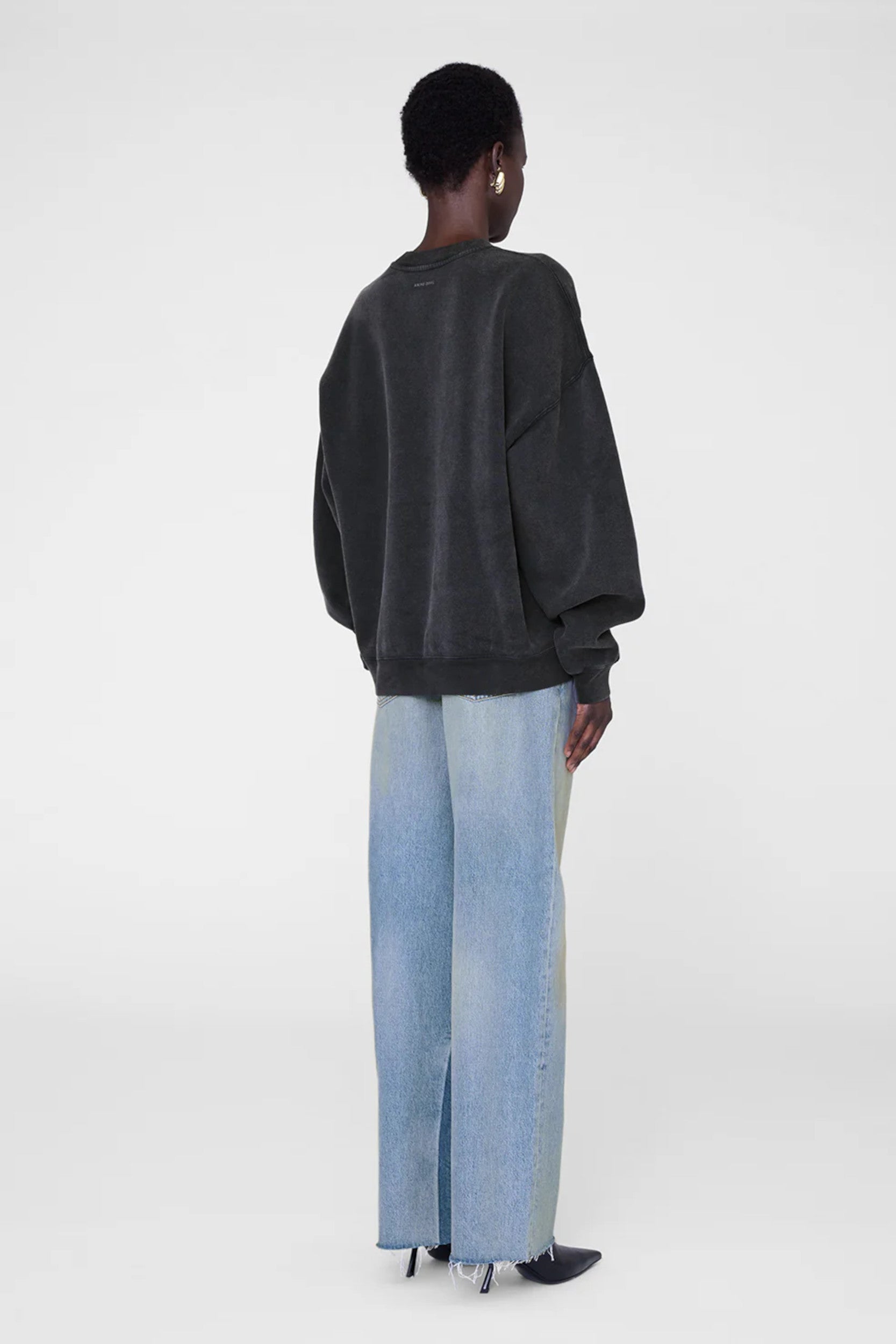 Miles NY Sweater Washed Black