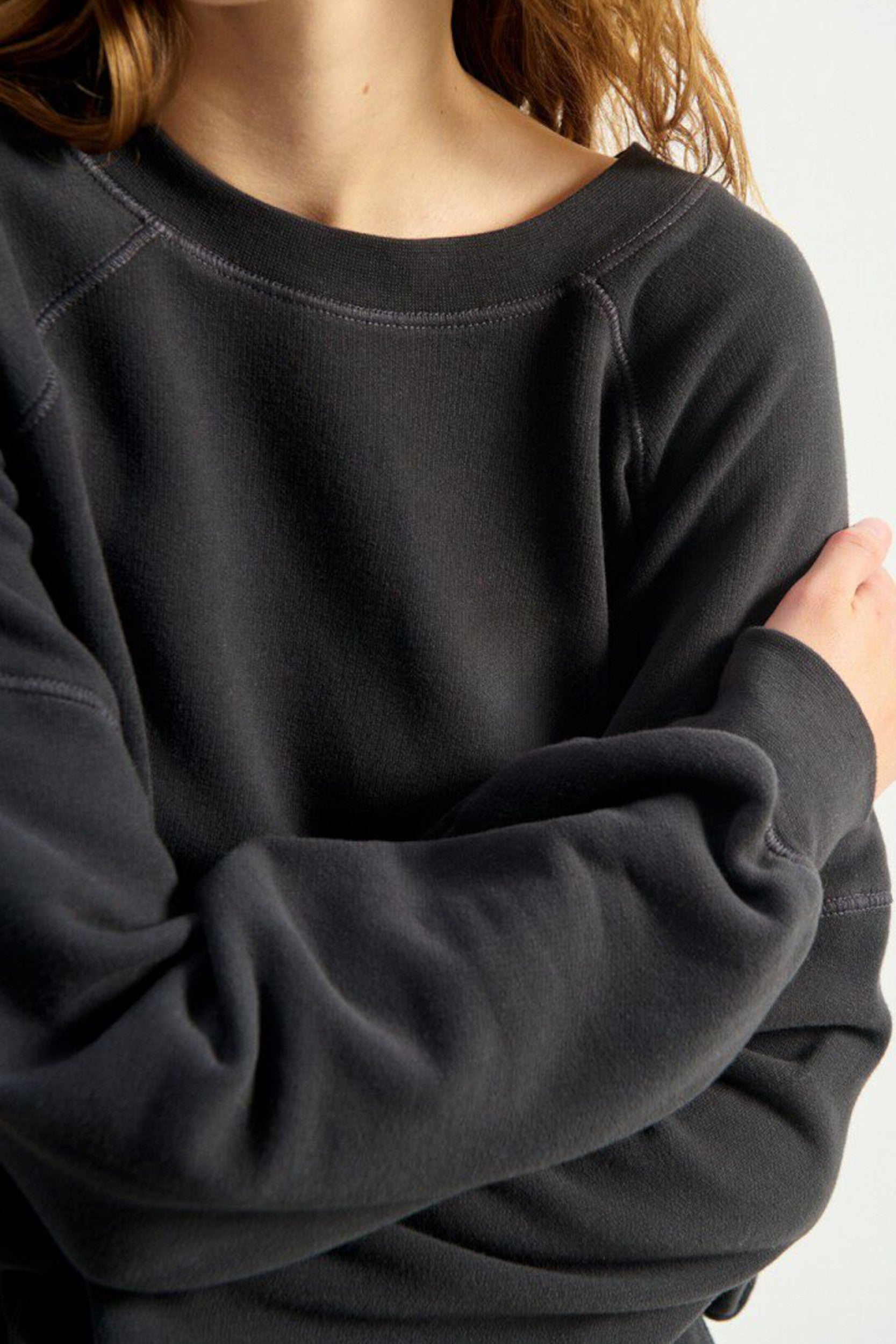 Atu03bh25 Sweater Darkness