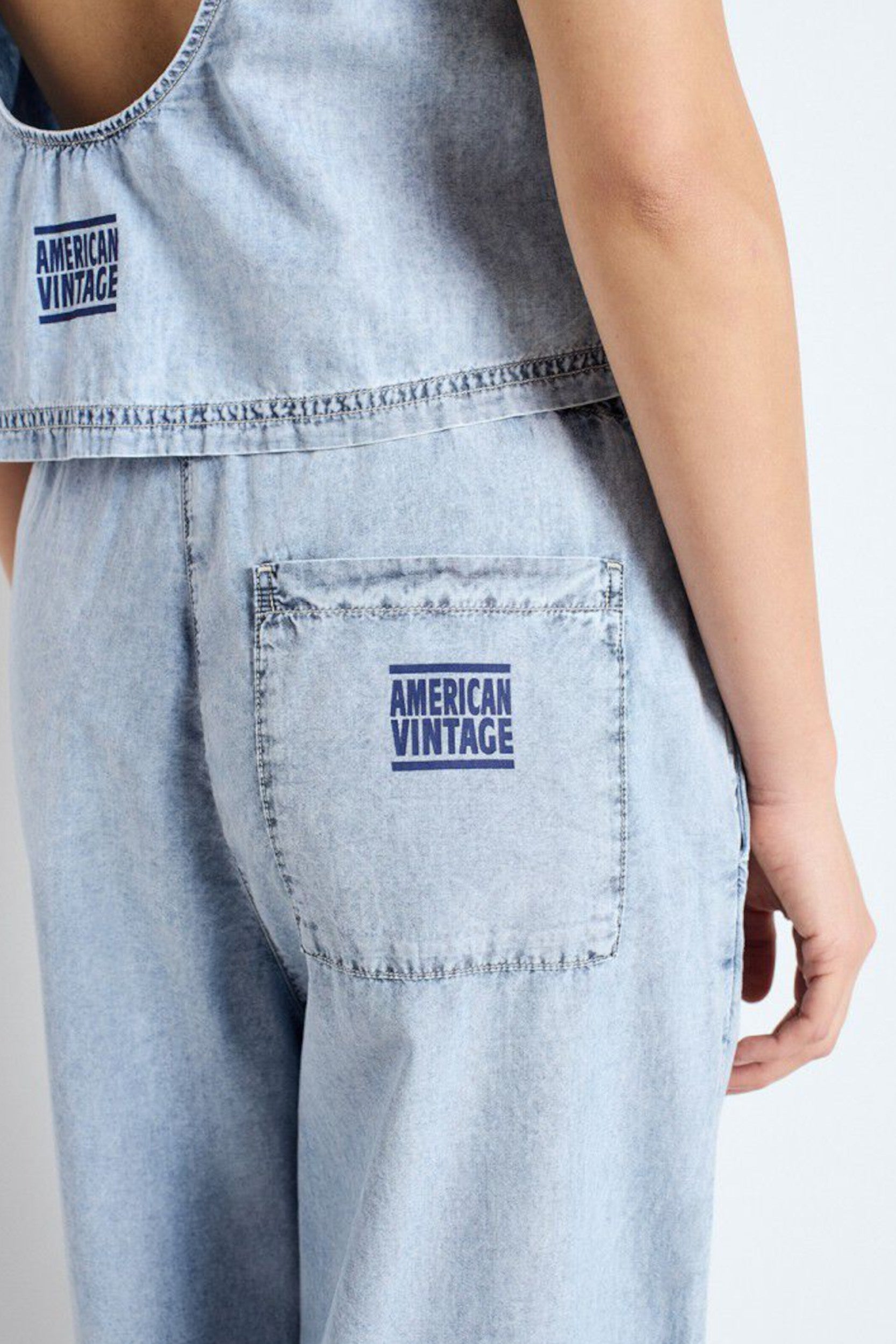 PAY10BE26 Jogging Blue Snow