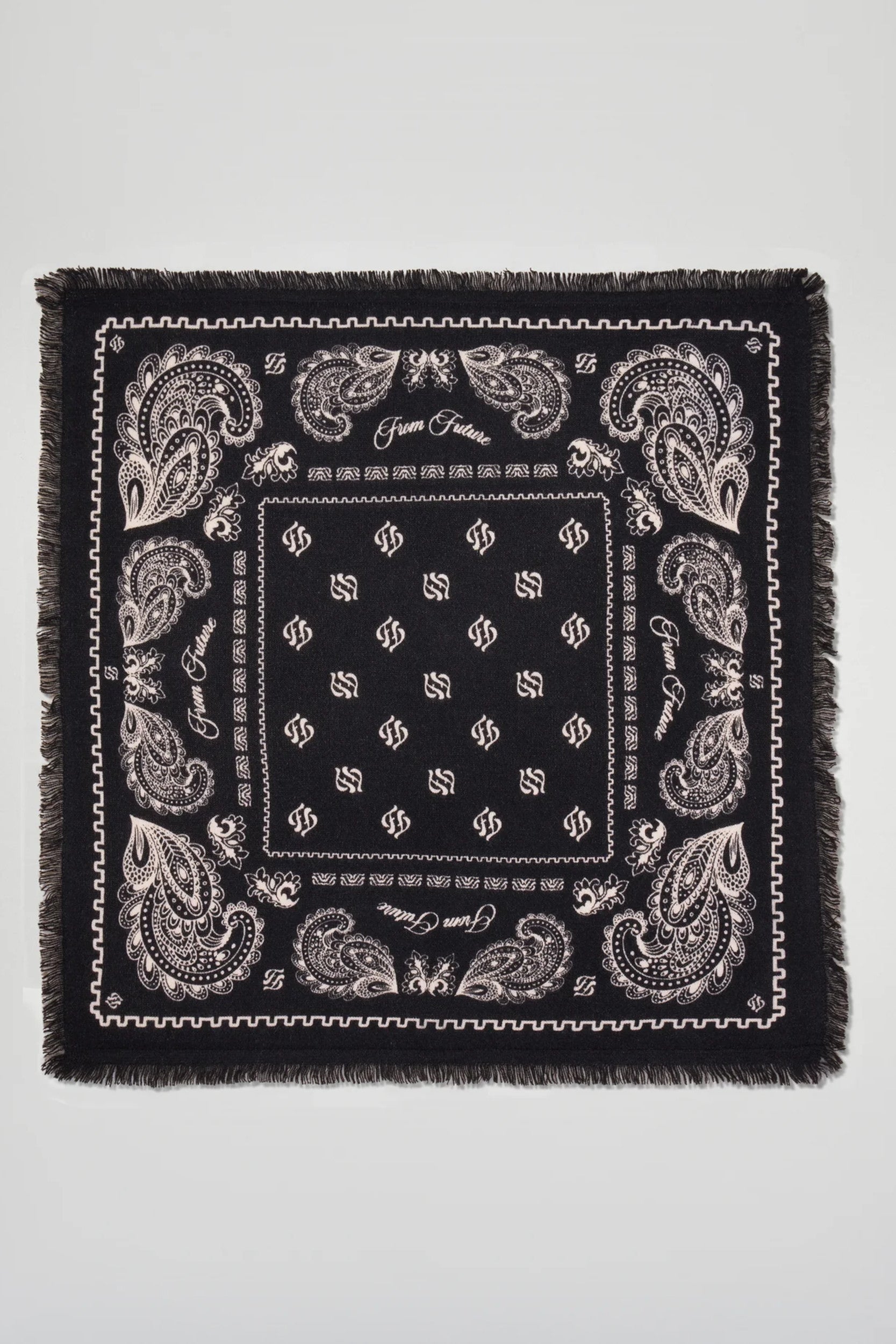 Permafo03309W Scarf Black