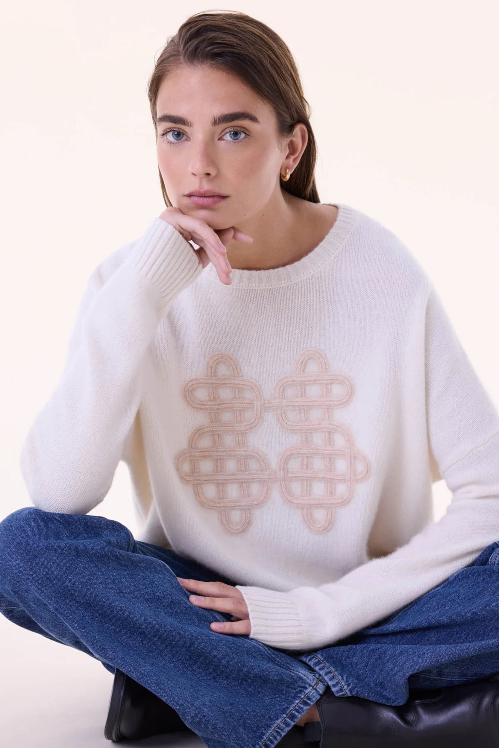 Amelie Symbol Sweater Organic