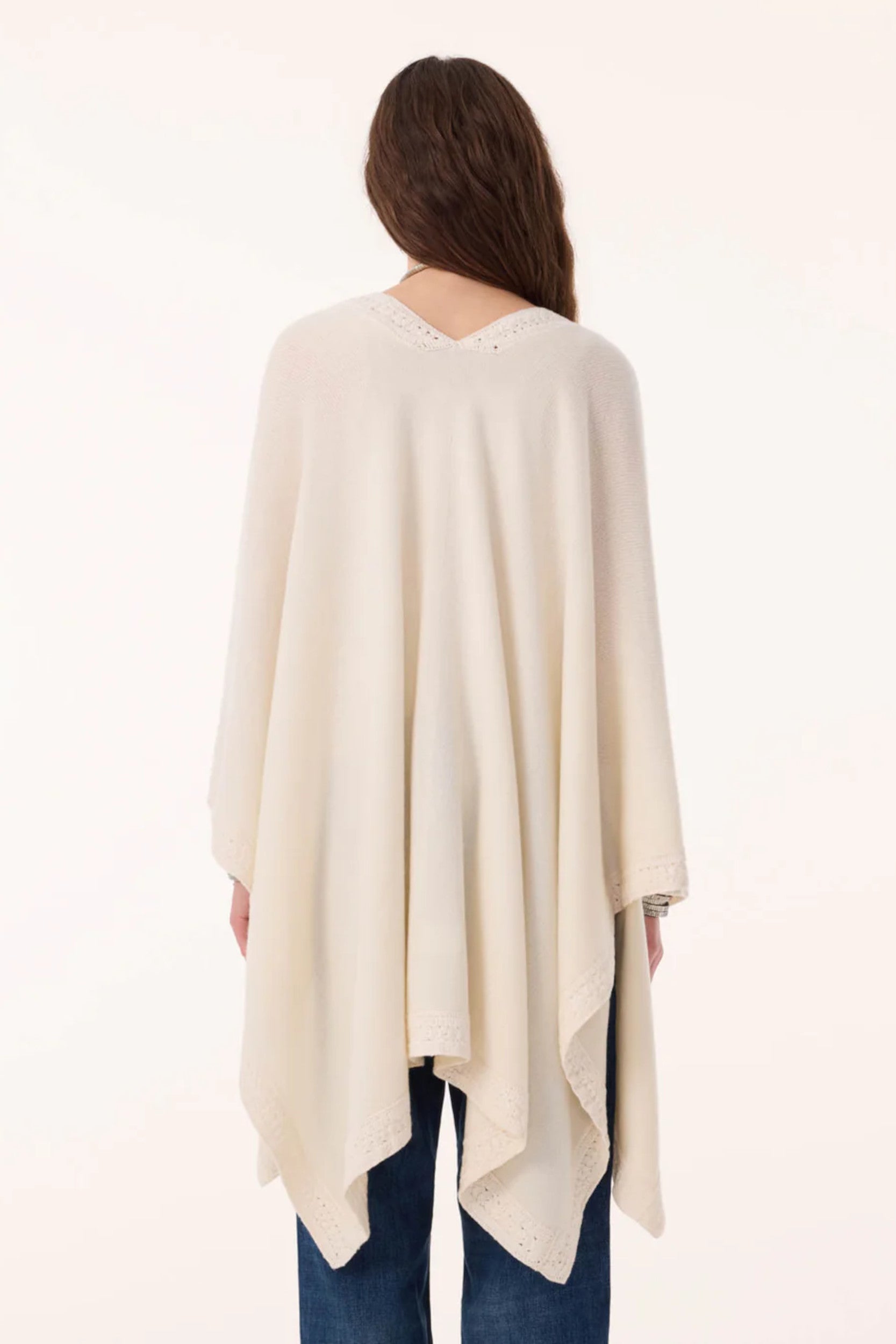 Yesenia Cape Ecru