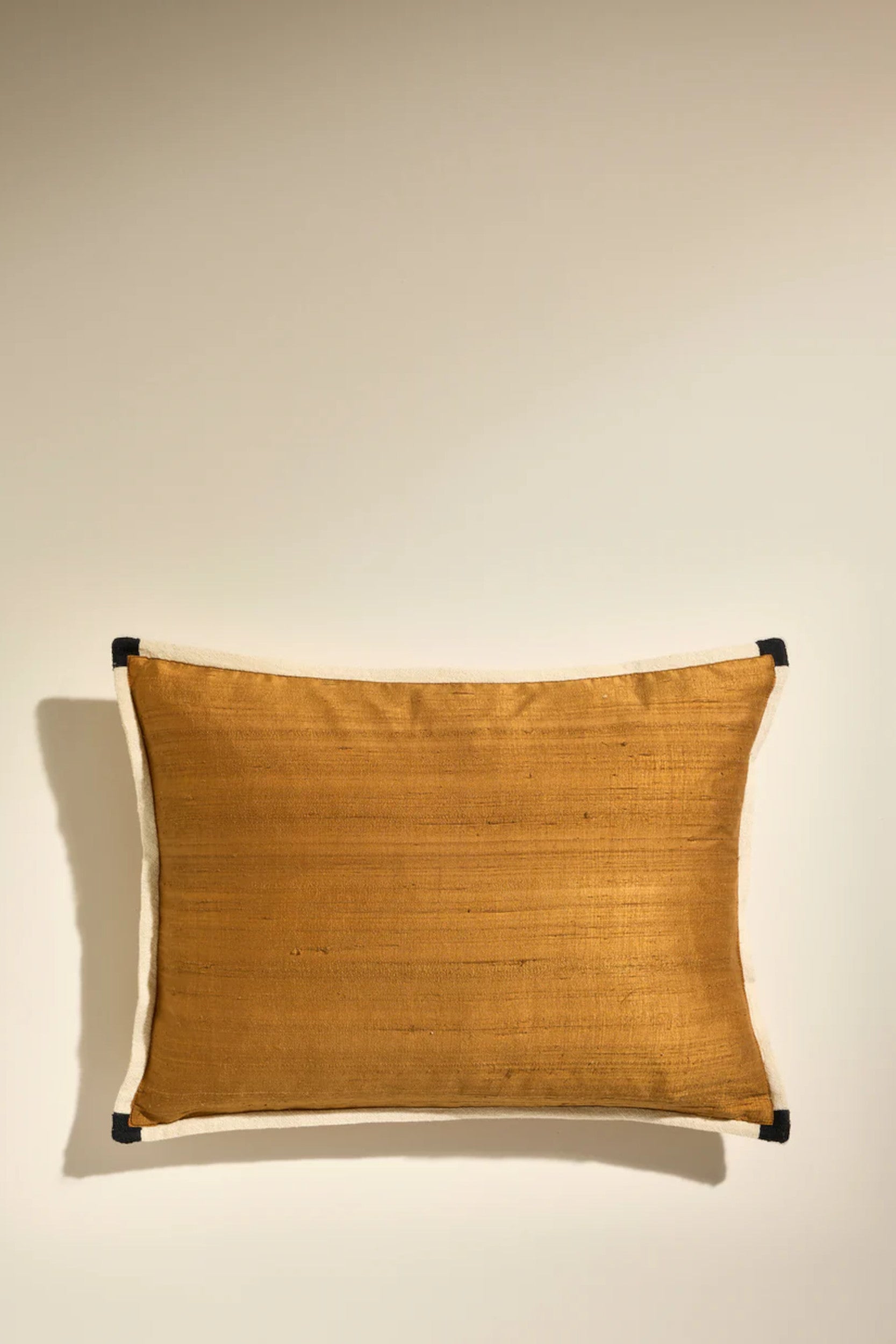 Sequence Cushion Fauve