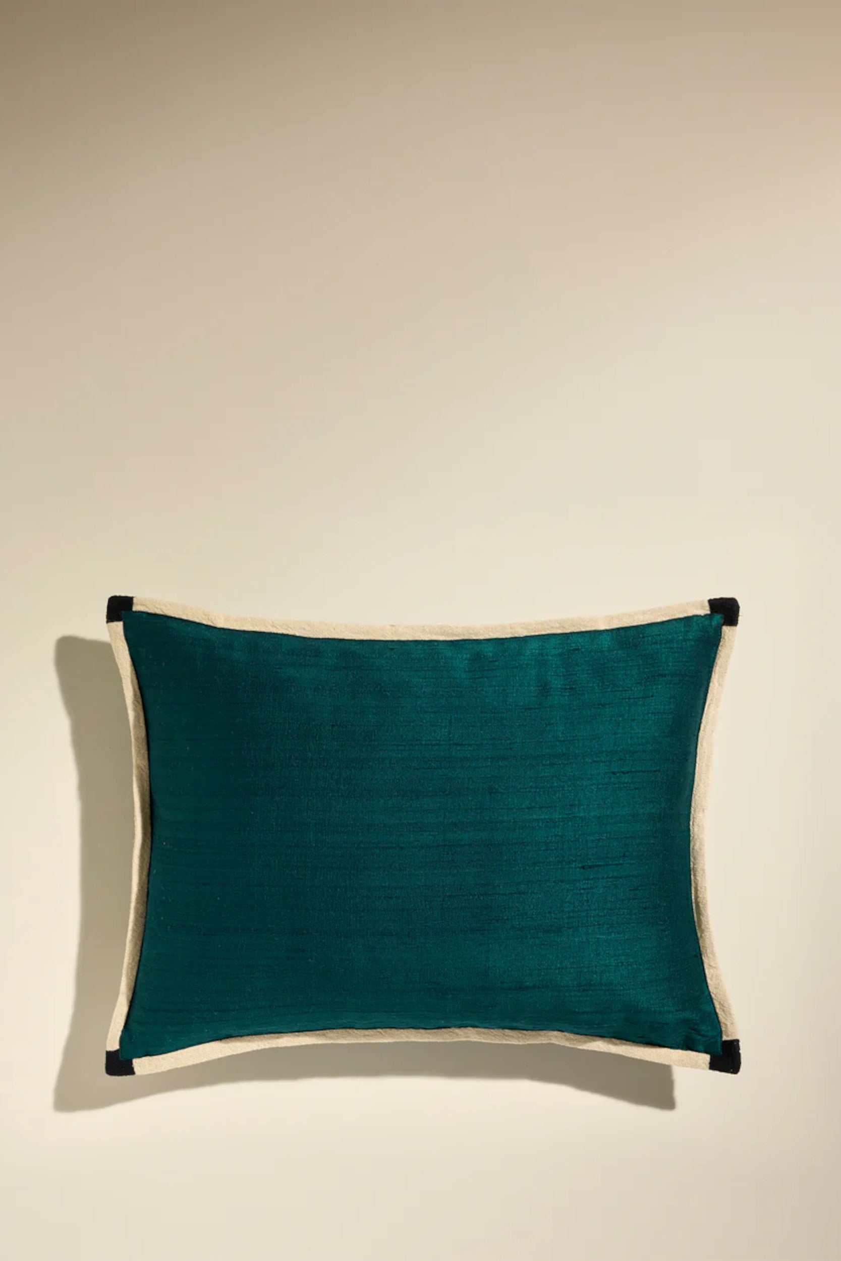 Sequence Cushion Tea