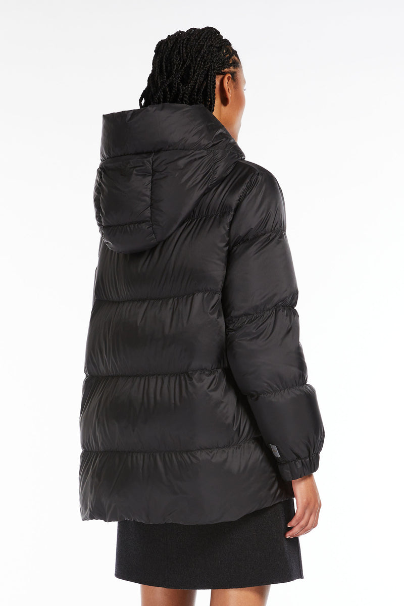 Seia Coat Black