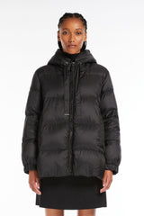 Seia Coat Black