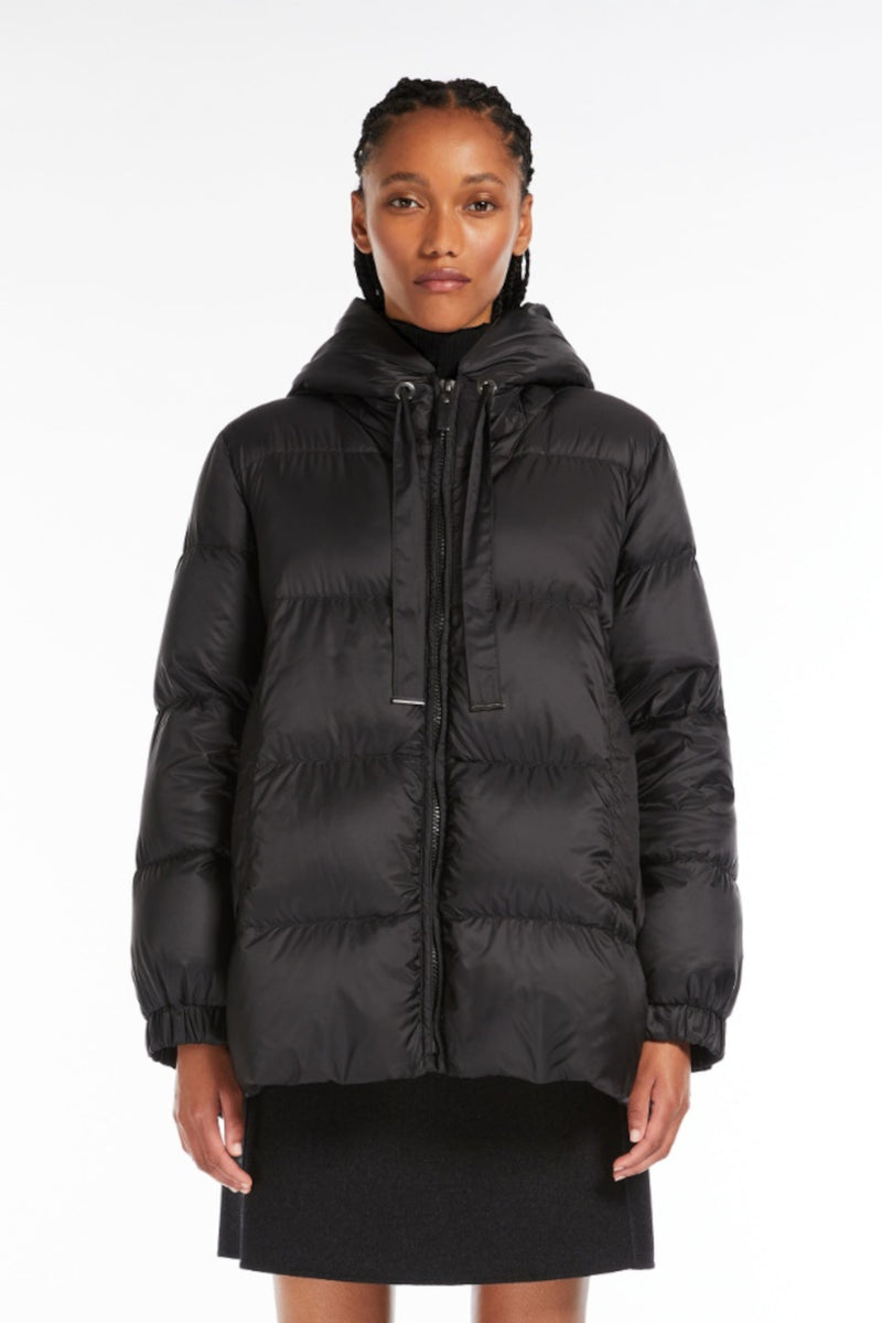 Seia Coat Black
