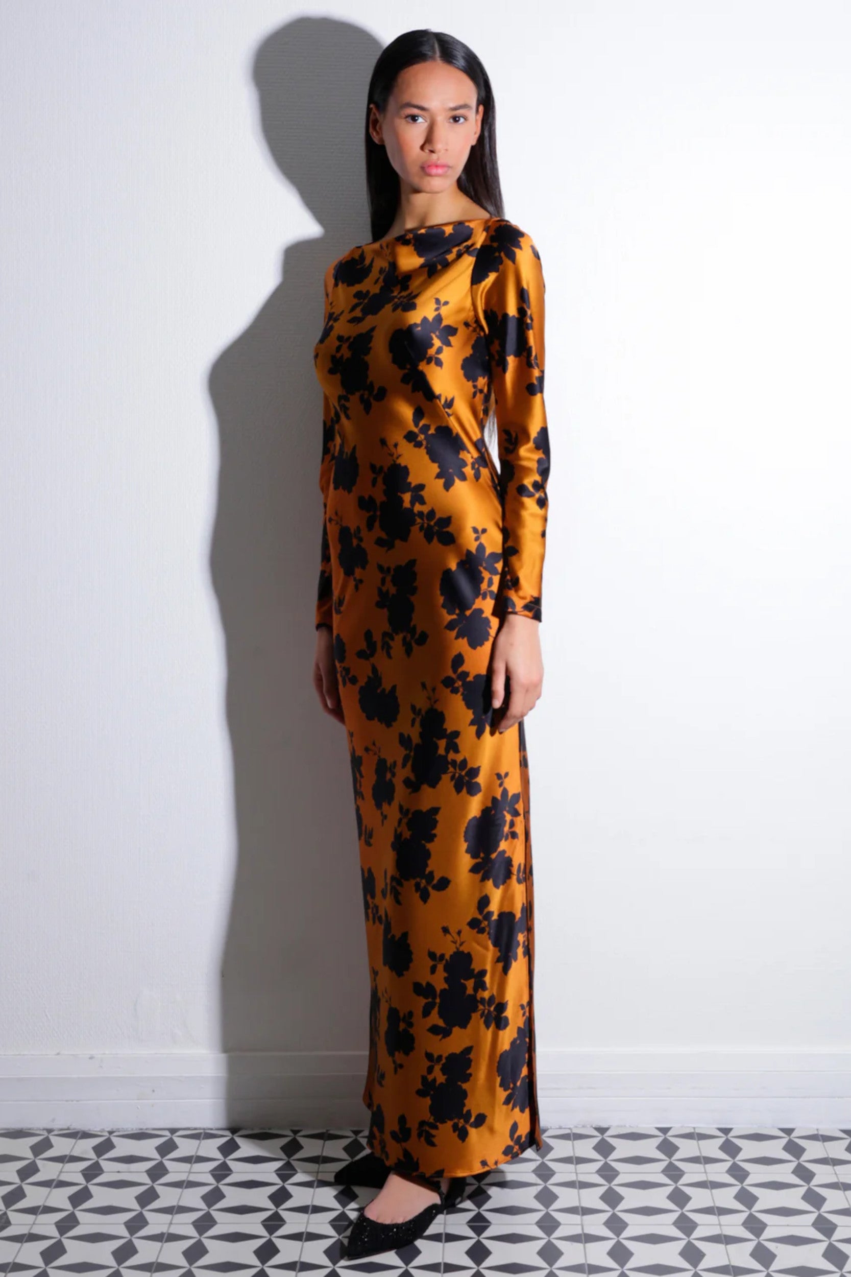 Leane Dress Flowers Satin Brown