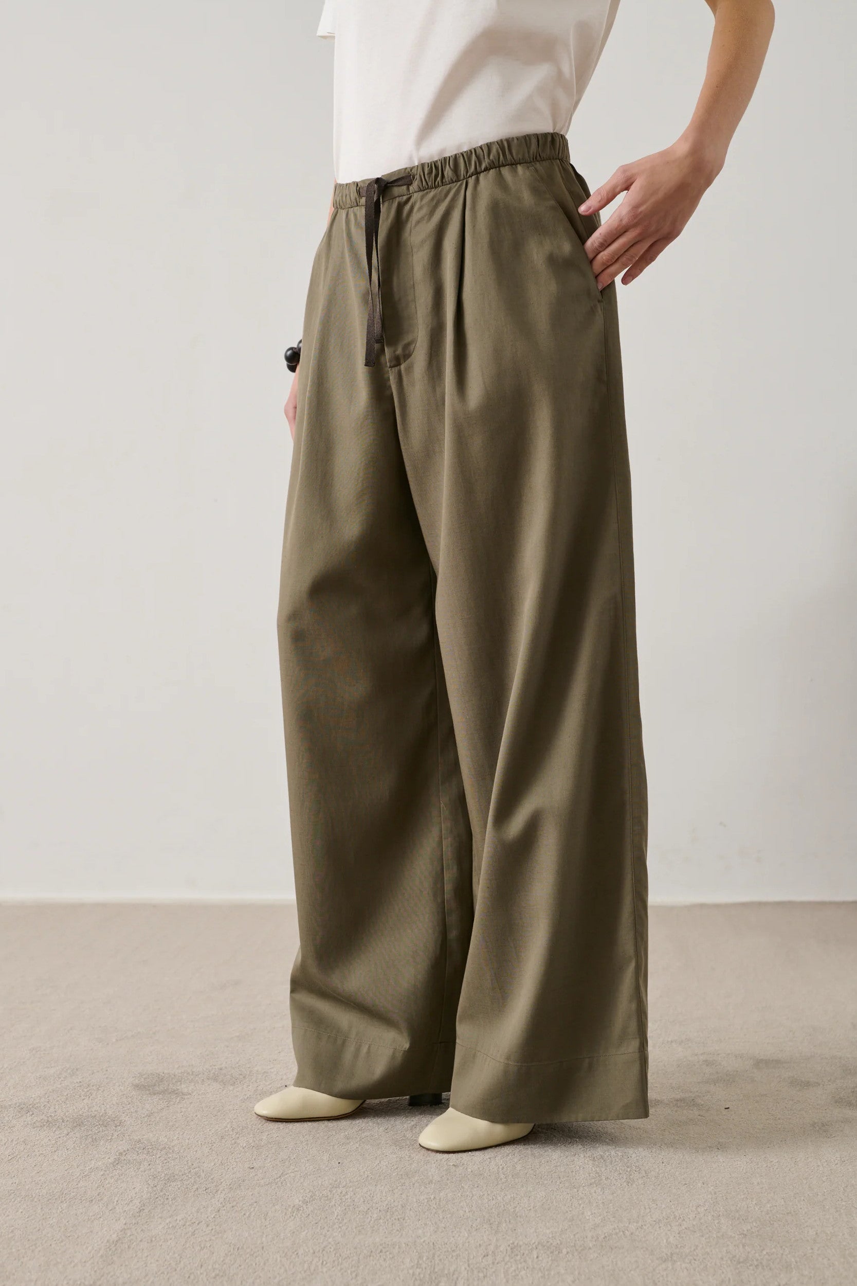 Hugues Pantalon Taupe — Soeur