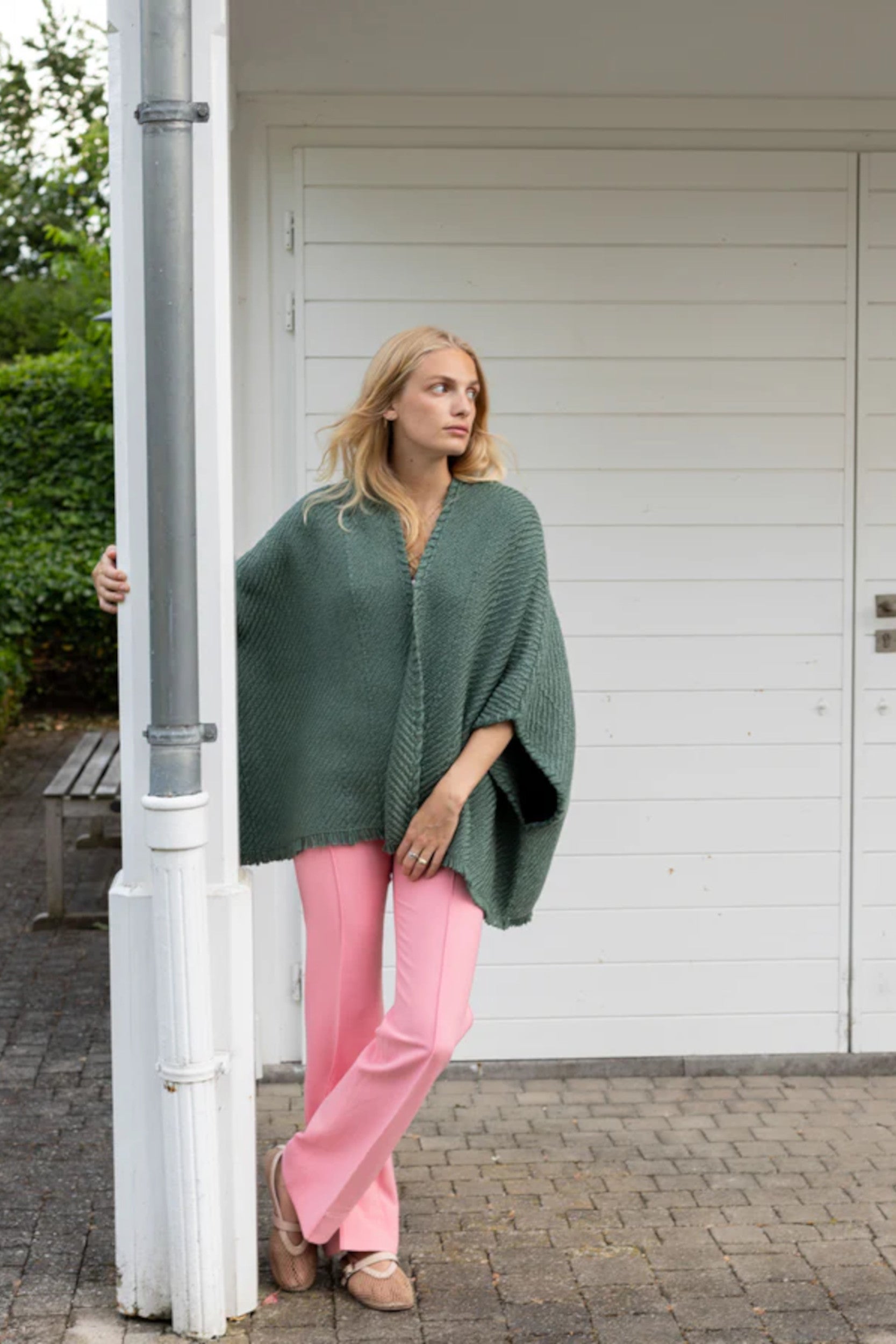 Bella Cardigan Vine