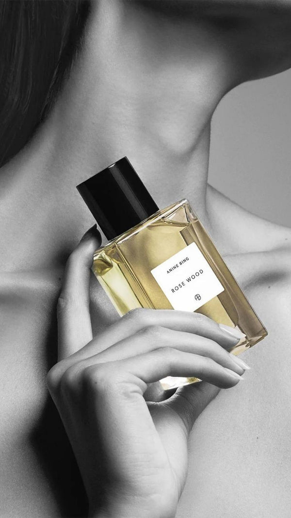 Rose Wood Perfume White