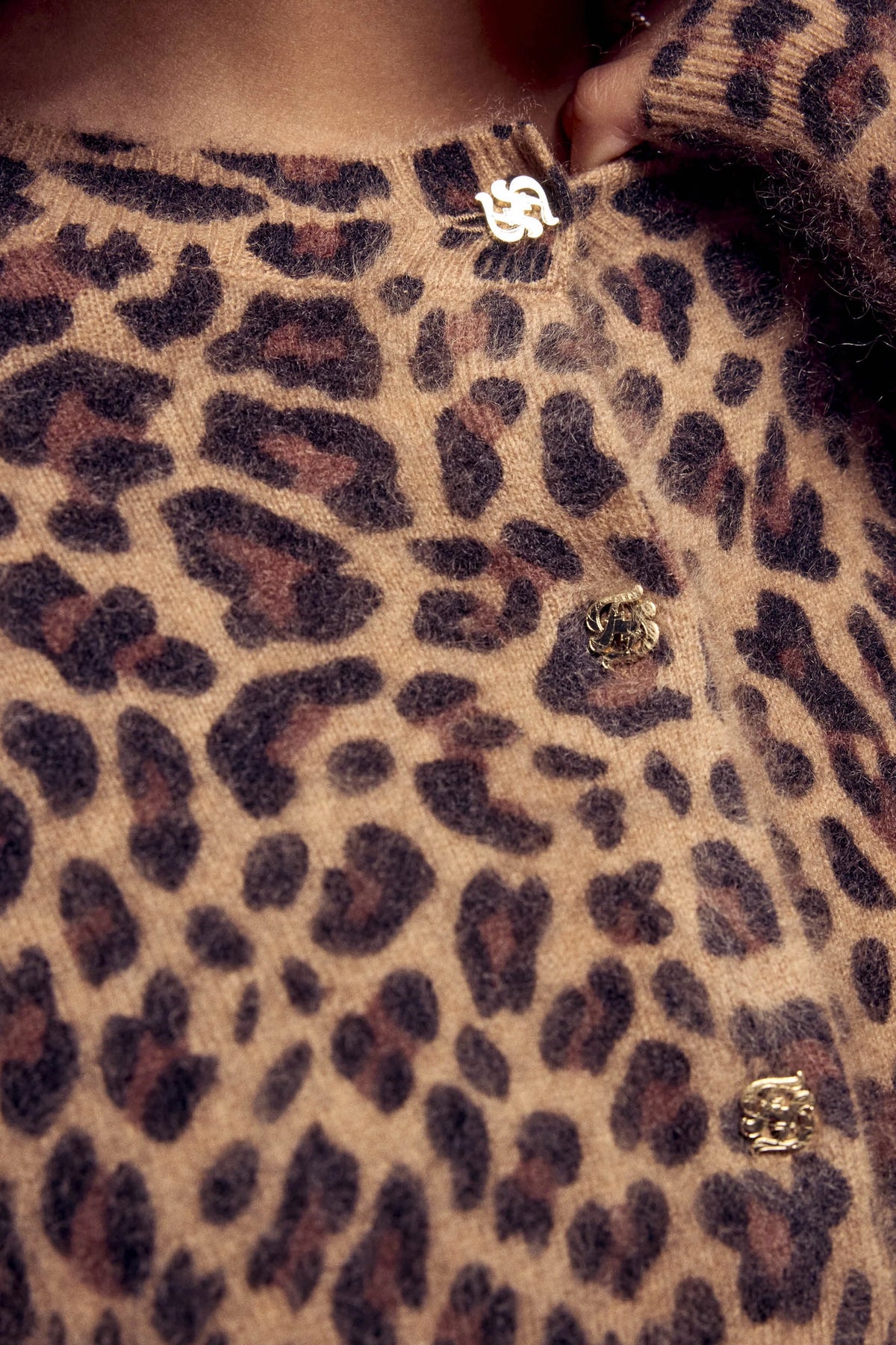 2601WPC03989 Pull cardigan Leopard From Future, vue 4