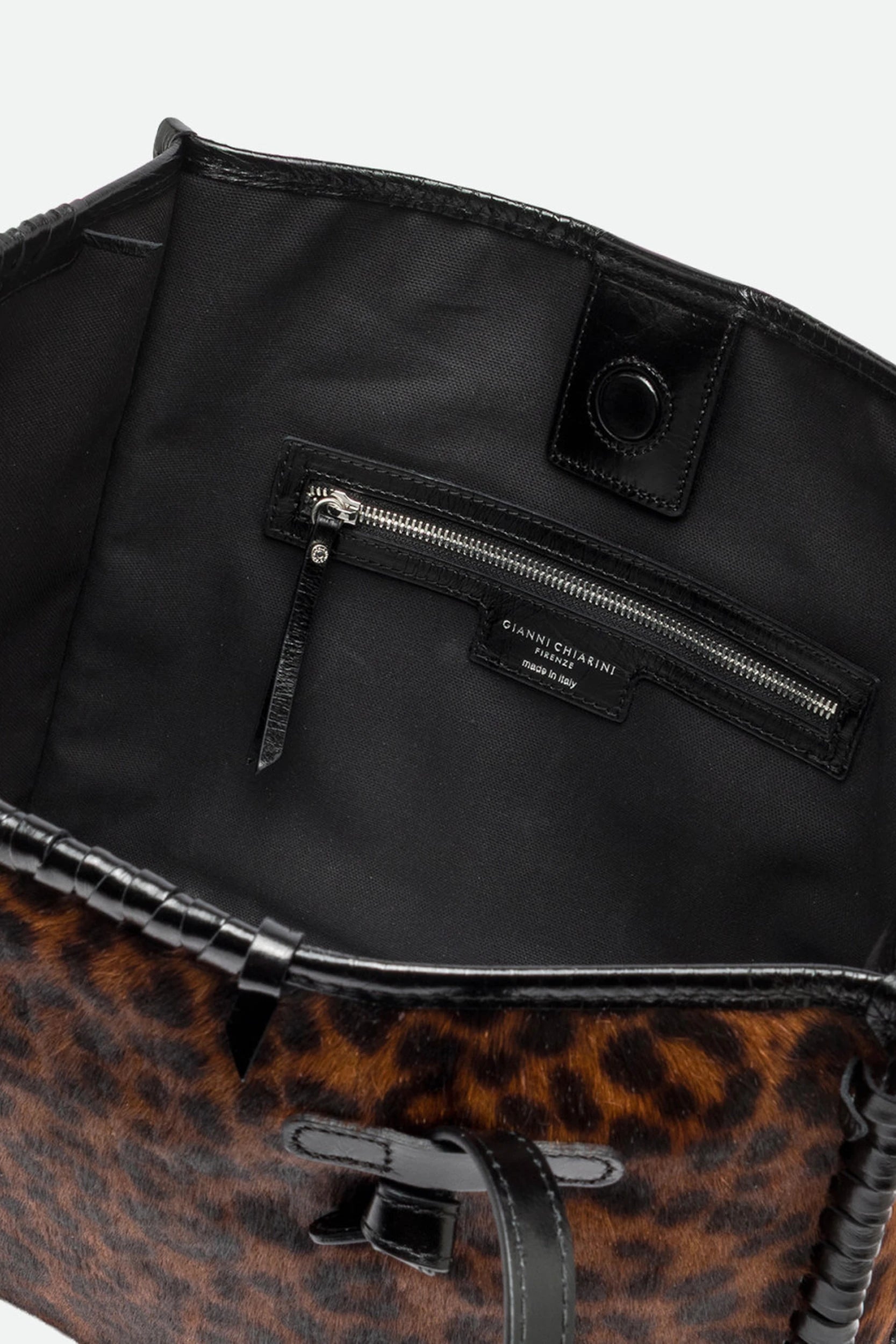 Marcella Sac Var Noir Gianni Chiarini, vue de détail