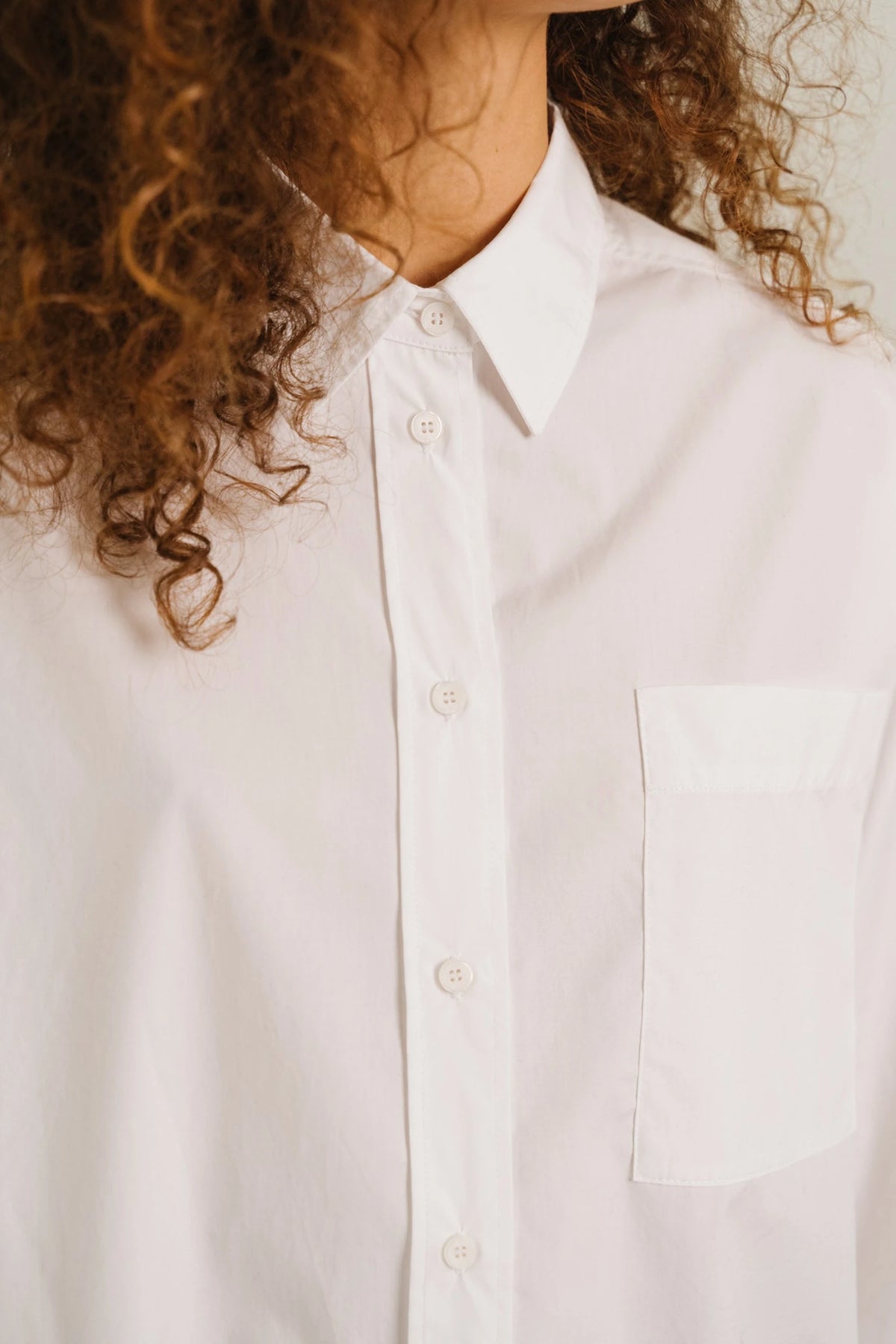 Lalie White Shirt Blanche Sacrécoeur, vue 2