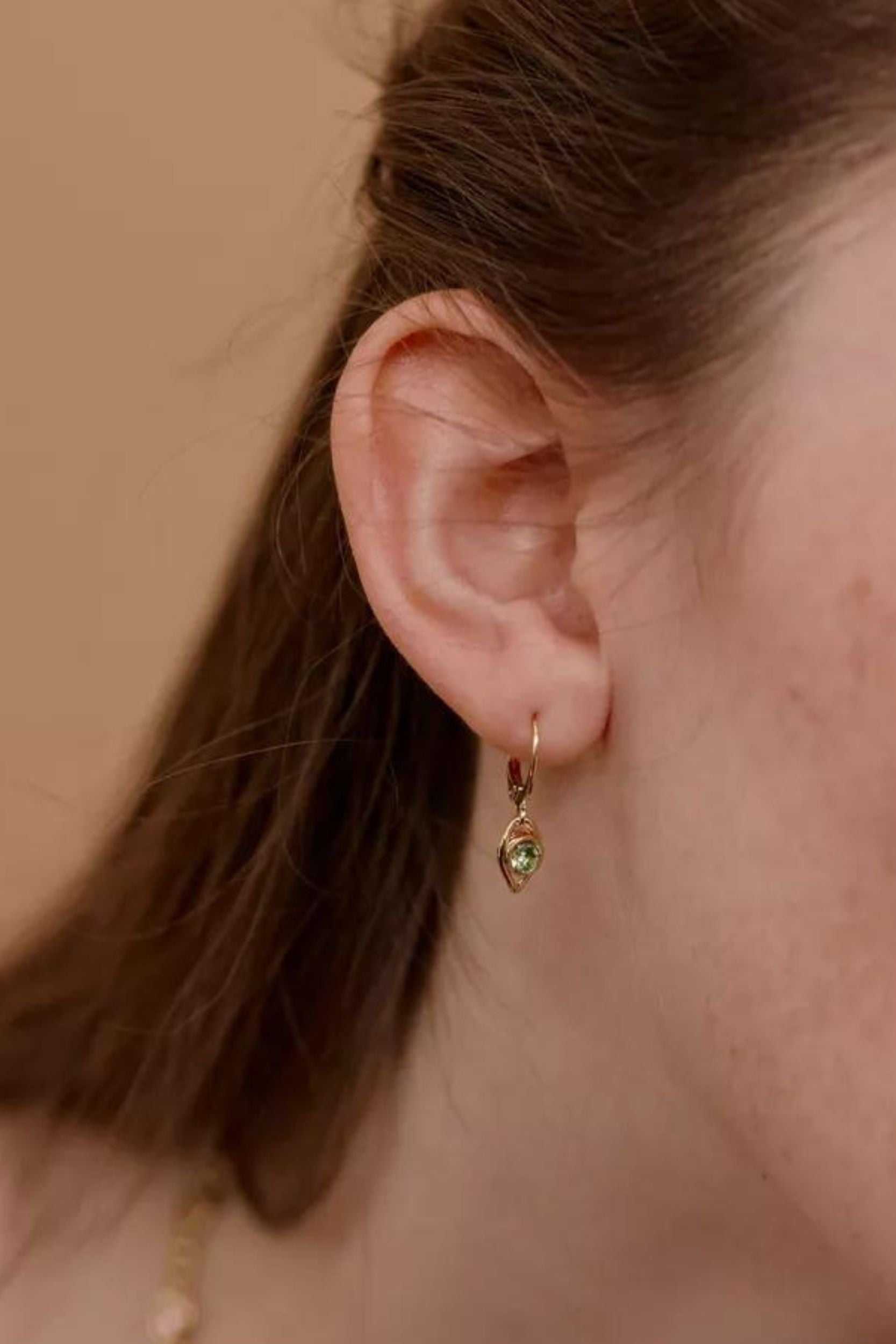 Carrie Earring Green Crystal Gold