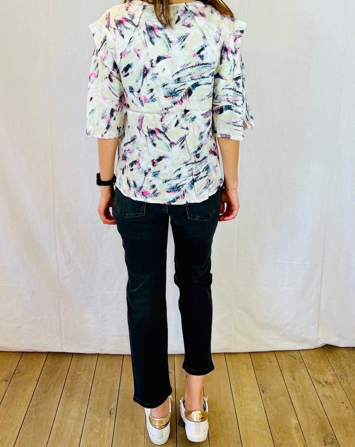 Kismat Top Beige Multicolor